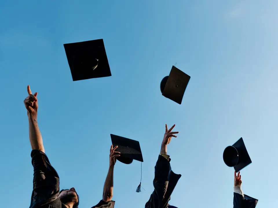Custom graduation songs - personalized music for graduates